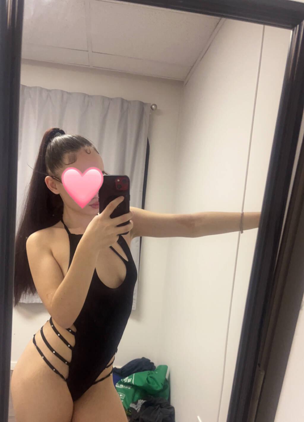 Lili is Female Escorts. | Niagara | Ontario | Canada | scarletamour.com 