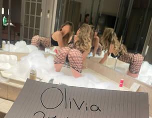 Olivia is Female Escorts. | London | Ontario | Canada | scarletamour.com 