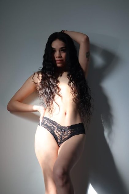  is Female Escorts. | Tampa | Florida | United States | scarletamour.com 