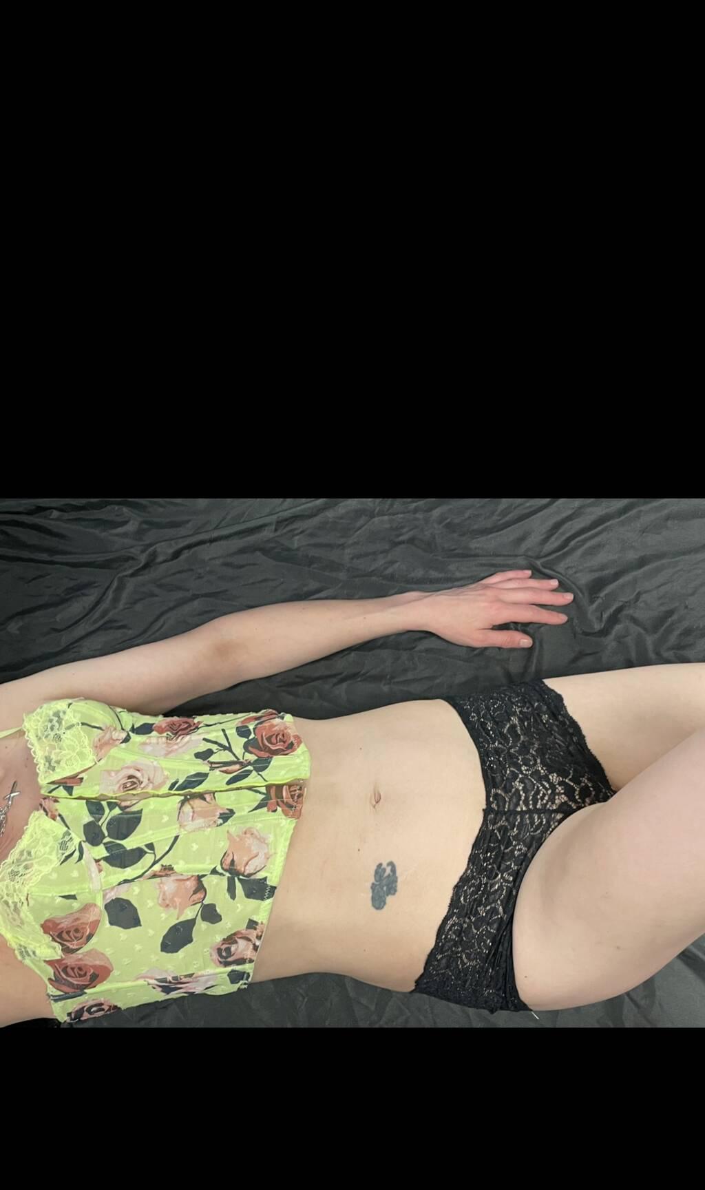 Heidi Bloom is Female Escorts. | Lethbridge | Alberta | Canada | scarletamour.com 