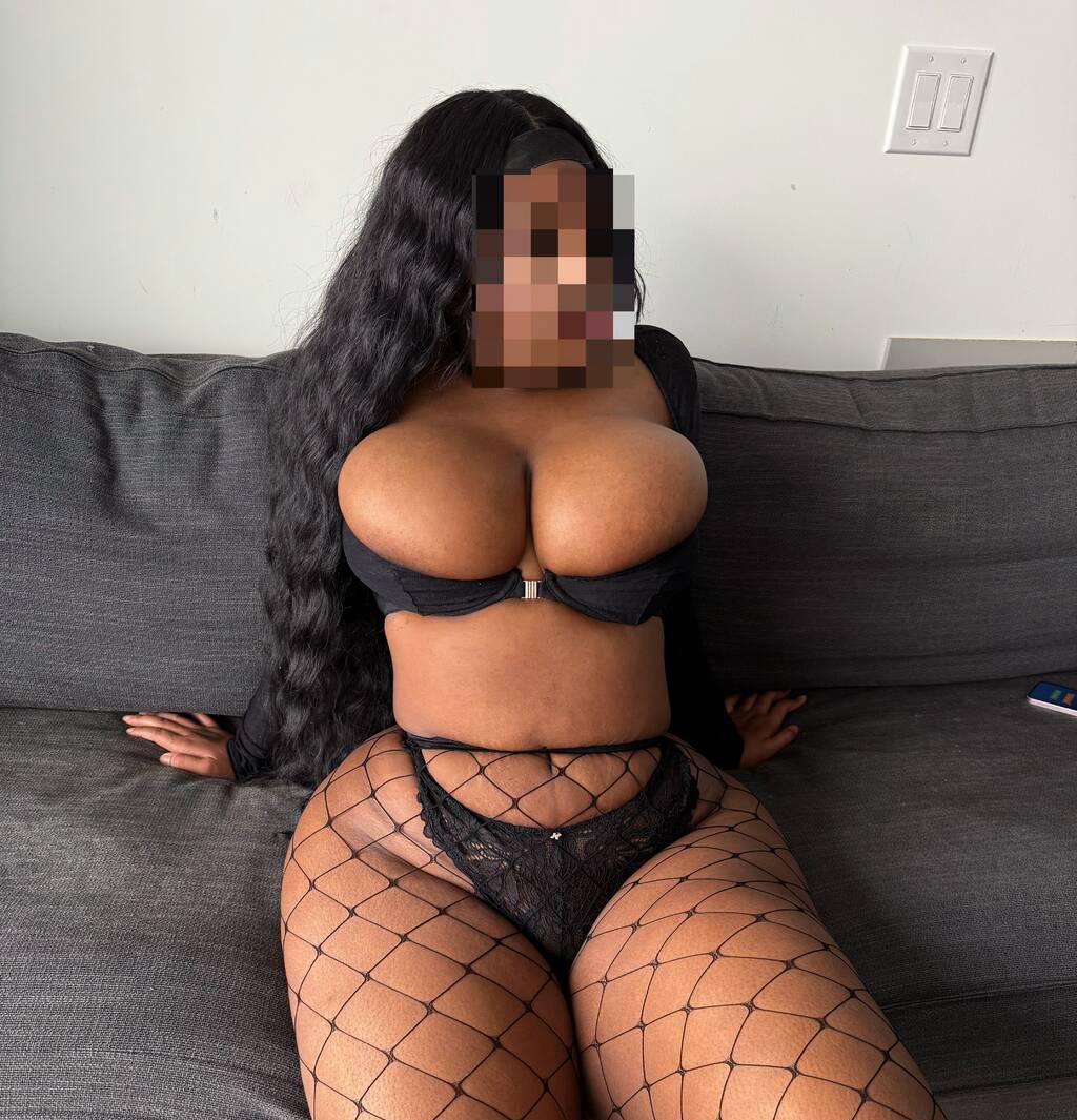 Tasha Gomez is Female Escorts. | Kitchener | Ontario | Canada | scarletamour.com 