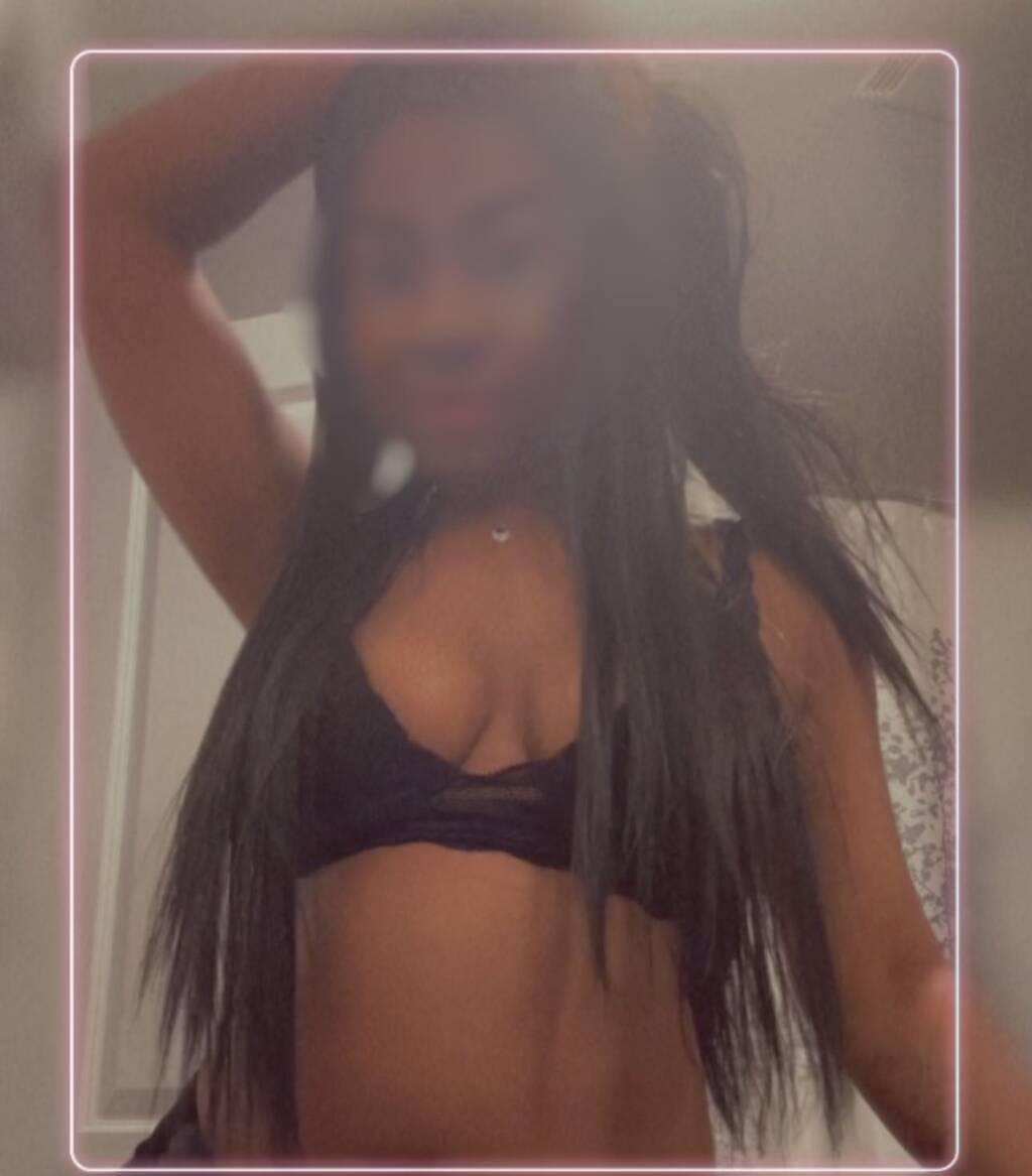 ASIA Monroe is Female Escorts. | Niagara | Ontario | Canada | scarletamour.com 