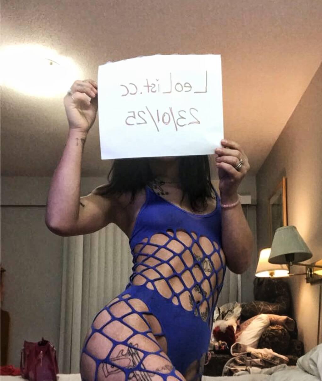 Lady LOLA is Female Escorts. | Kelowna | British Columbia | Canada | scarletamour.com 