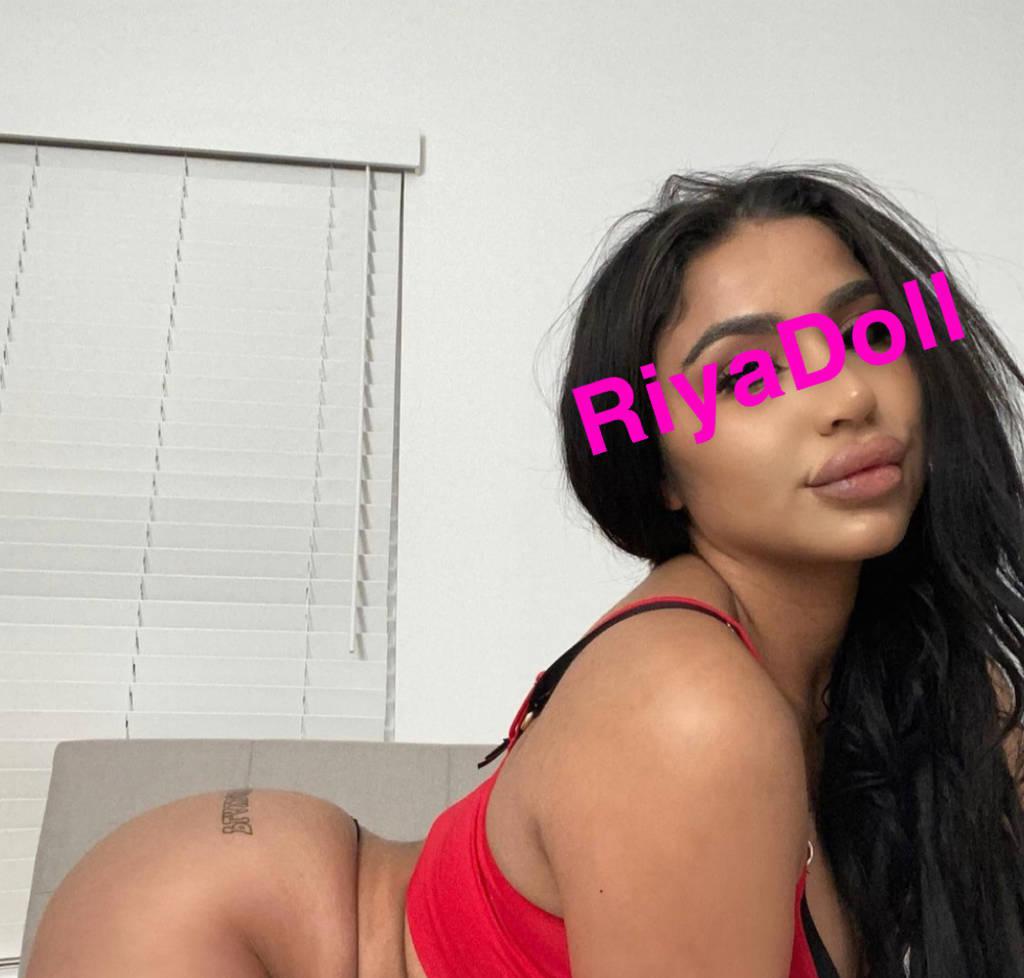 Riya Doll is Female Escorts. | Quebec City | Quebec | Canada | scarletamour.com 