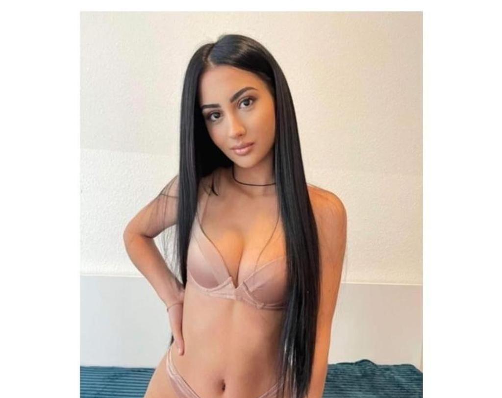  is Female Escorts. | Aberdeen | United Kingdom | United Kingdom | scarletamour.com 