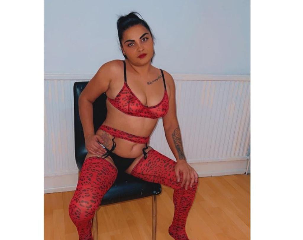  is Female Escorts. | East Midlands | United Kingdom | United Kingdom | scarletamour.com 