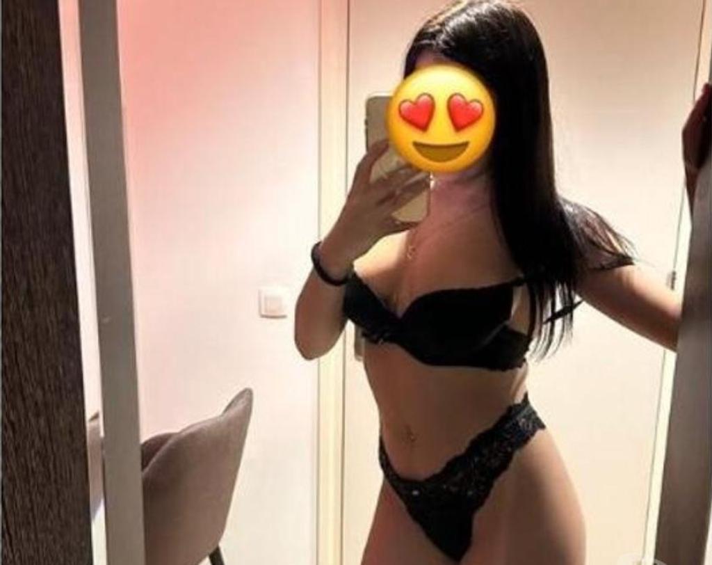  is Female Escorts. | Sheffield | United Kingdom | United Kingdom | scarletamour.com 