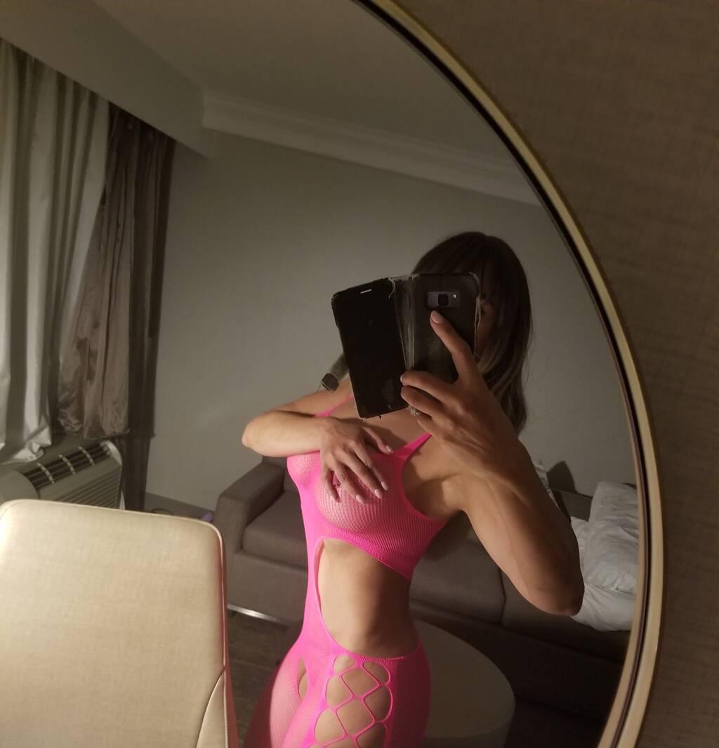 JASMIN is Female Escorts. | Toronto | Ontario | Canada | scarletamour.com 