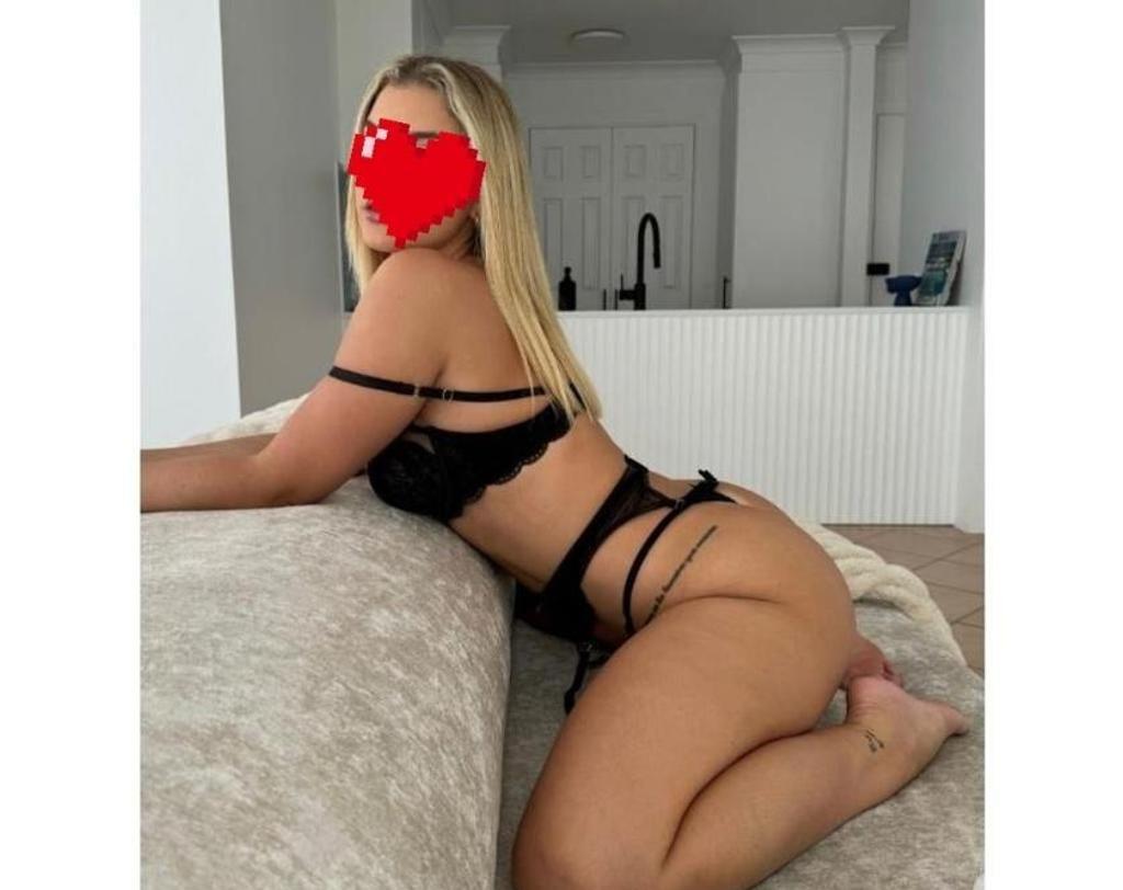  is Female Escorts. | Bath | United Kingdom | United Kingdom | scarletamour.com 