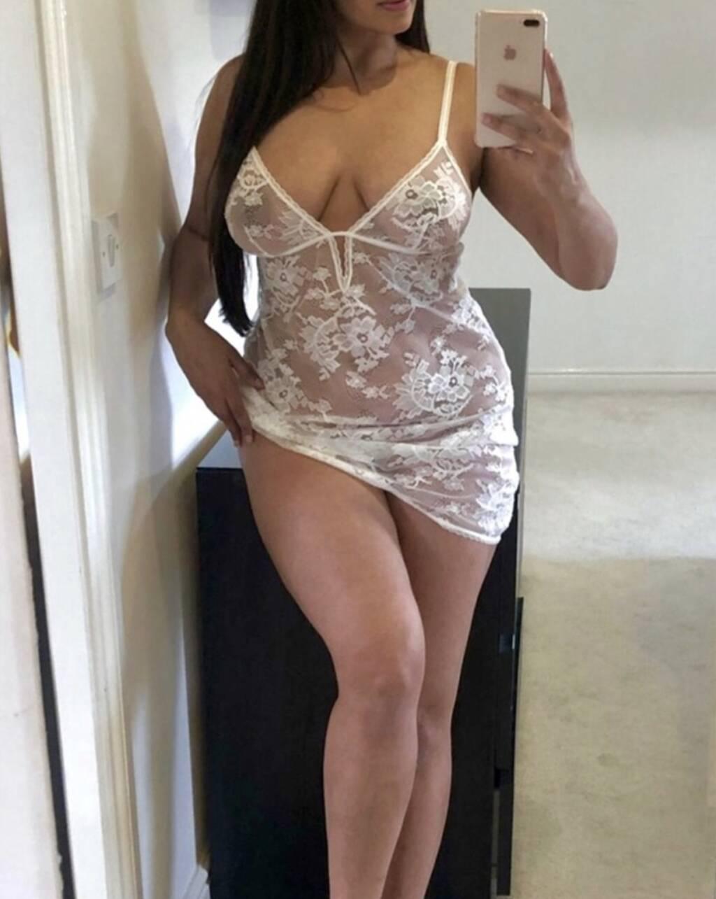 Amrit is Female Escorts. | Winnipeg | Manitoba | Canada | scarletamour.com 