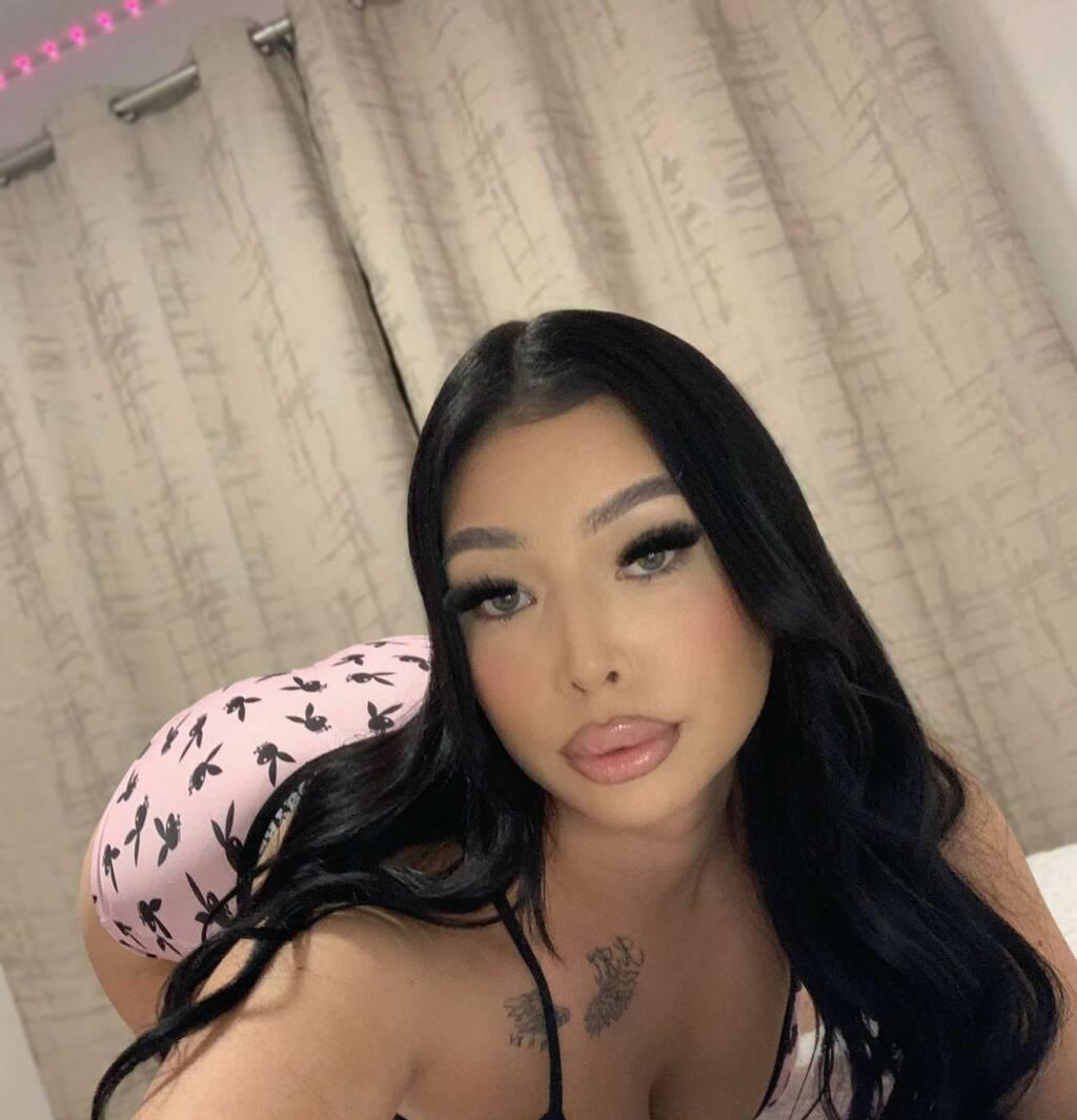 Lesha doll is Female Escorts. | Winnipeg | Manitoba | Canada | scarletamour.com 