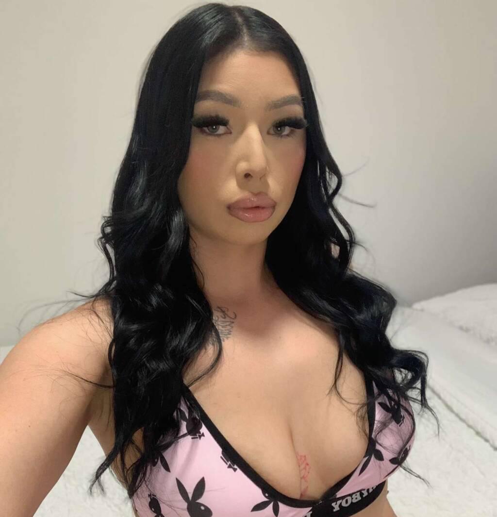 Lesha doll is Female Escorts. | Winnipeg | Manitoba | Canada | scarletamour.com 
