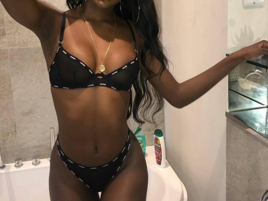 Shonna is Female Escorts. | Grande Prairie | Alberta | Canada | scarletamour.com 