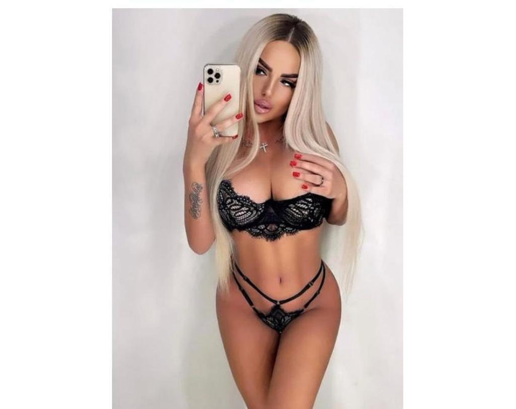  is Female Escorts. | Cambridge | United Kingdom | United Kingdom | scarletamour.com 