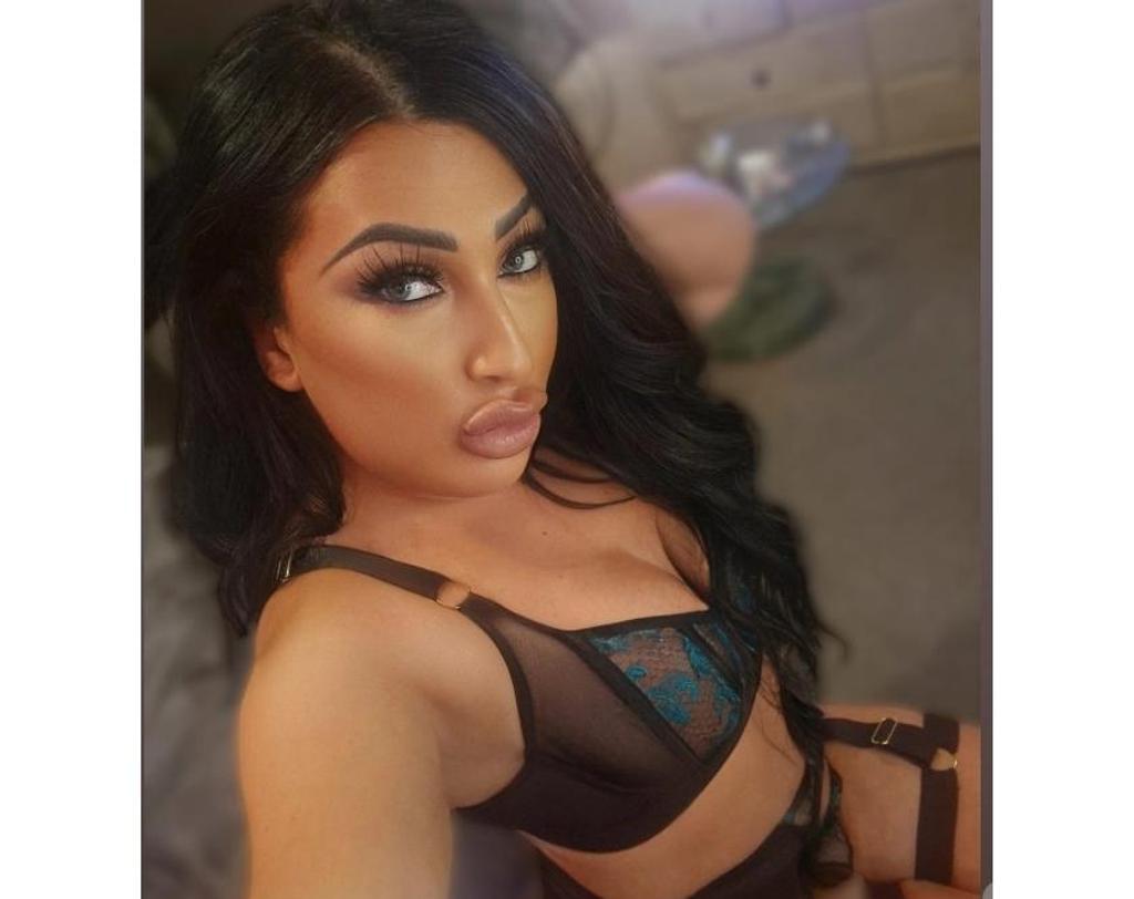  is Female Escorts. | East Midlands | United Kingdom | United Kingdom | scarletamour.com 