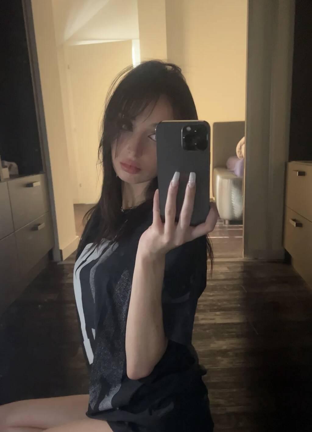 Becca is Female Escorts. | Winnipeg | Manitoba | Canada | scarletamour.com 