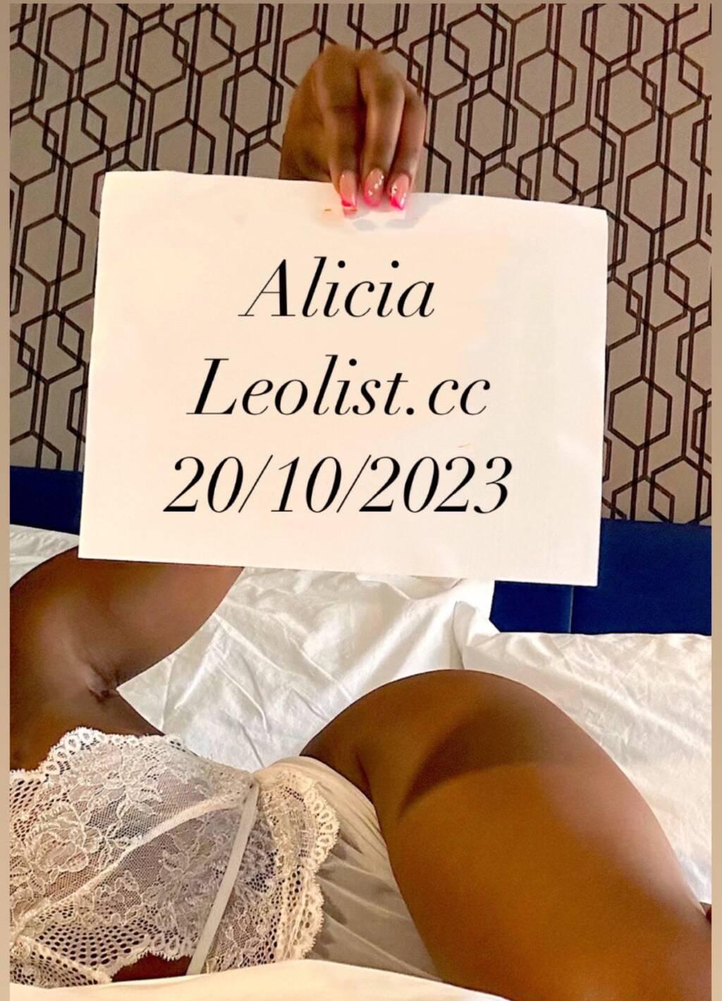 Alicia is Female Escorts. | Owen Sound | Ontario | Canada | scarletamour.com 