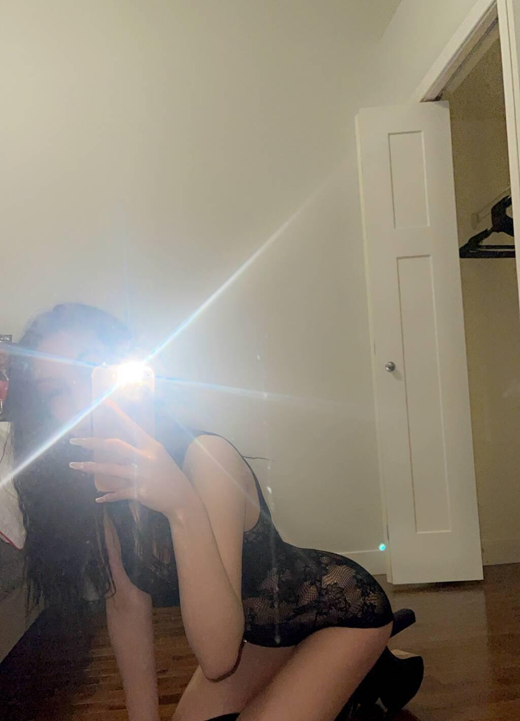 Laurie is Female Escorts. | Niagara | Ontario | Canada | scarletamour.com 