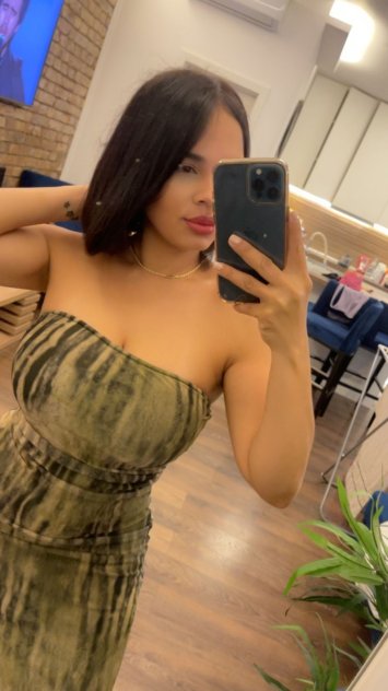  is Female Escorts. | Raleigh / Durham | North Carolina | United States | scarletamour.com 