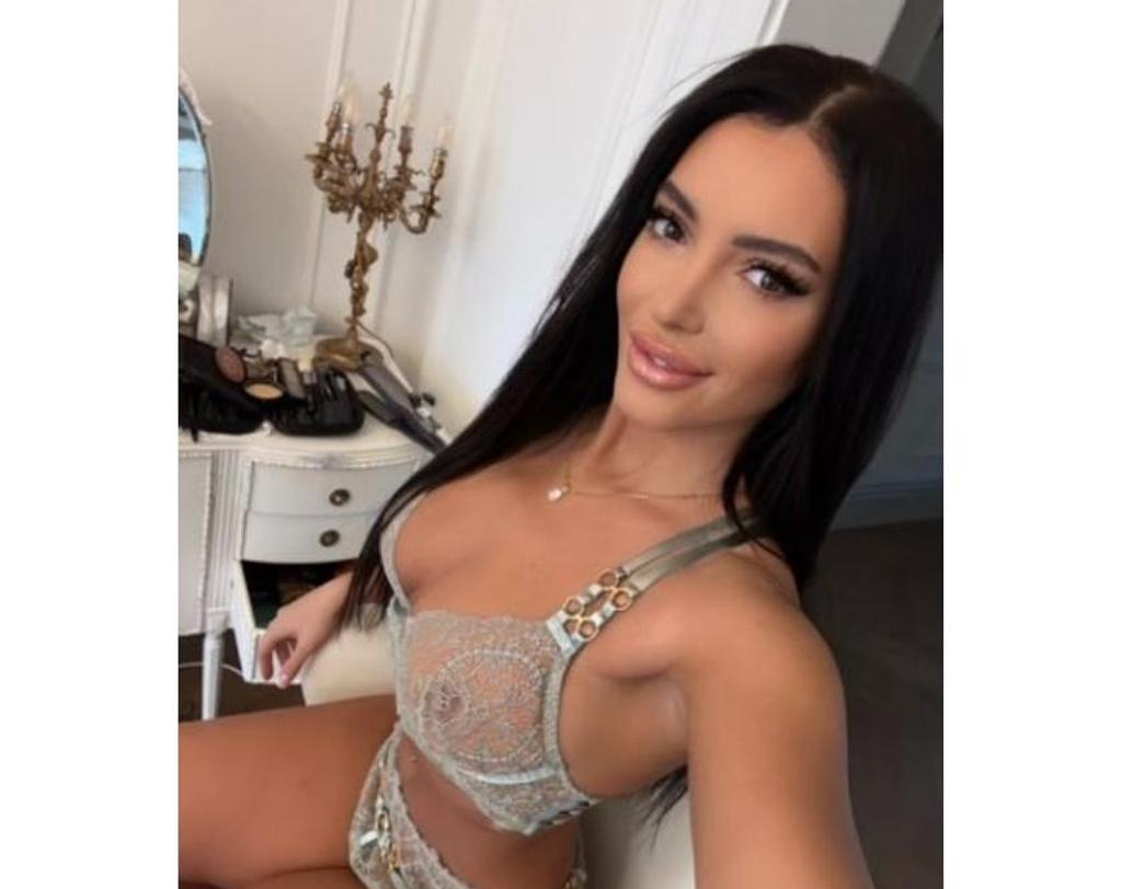  is Female Escorts. | Aberdeen | United Kingdom | United Kingdom | scarletamour.com 