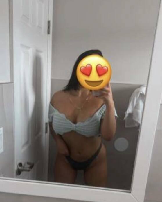 YASMINE is Female Escorts. | Niagara | Ontario | Canada | scarletamour.com 