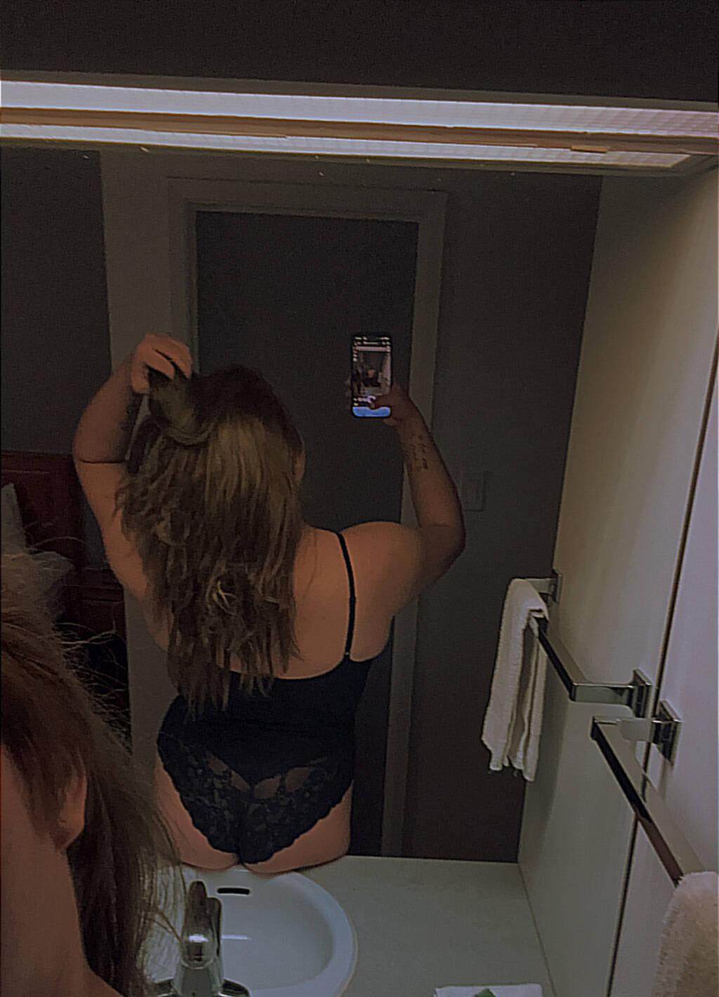 Amélia is Female Escorts. | Trois Rivieres | Quebec | Canada | scarletamour.com 