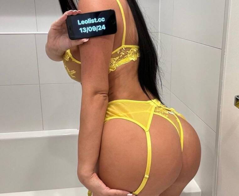 Jessica is Female Escorts. | Regina | Saskatchewan | Canada | scarletamour.com 