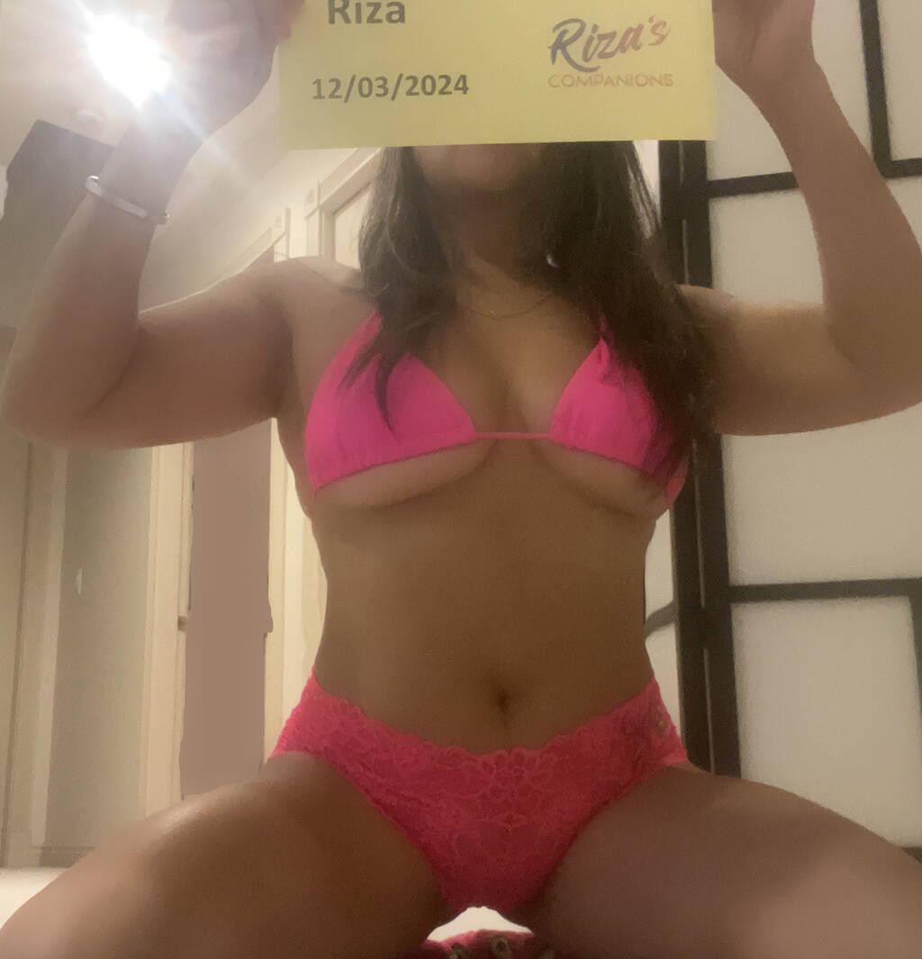 Riza is Female Escorts. | Vancouver | British Columbia | Canada | scarletamour.com 