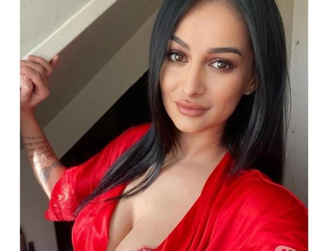  is Female Escorts. | London | United Kingdom | United Kingdom | scarletamour.com 