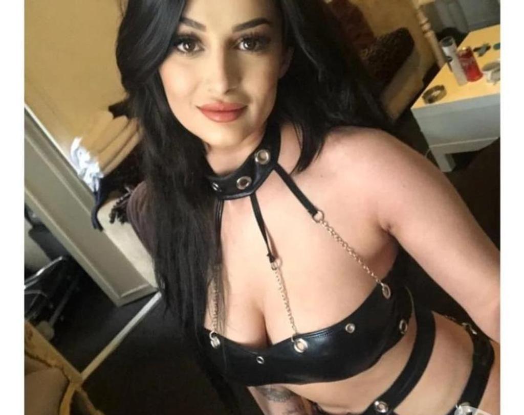  is Female Escorts. | London | United Kingdom | United Kingdom | scarletamour.com 