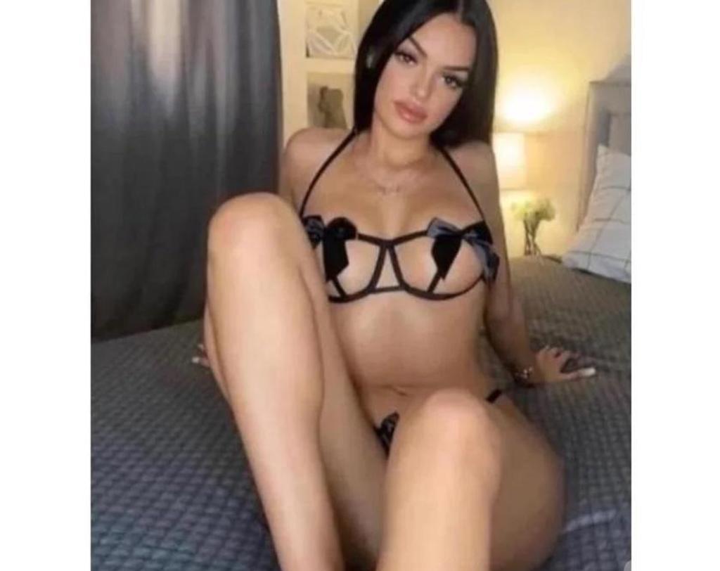  is Female Escorts. | London | United Kingdom | United Kingdom | scarletamour.com 