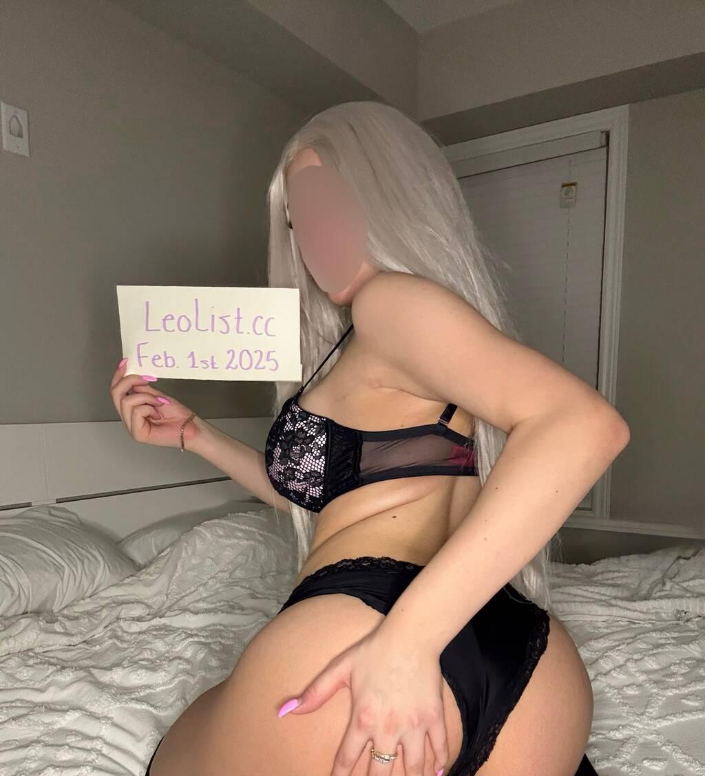 TRIPLE X BARBIE is Female Escorts. | Toronto | Ontario | Canada | scarletamour.com 