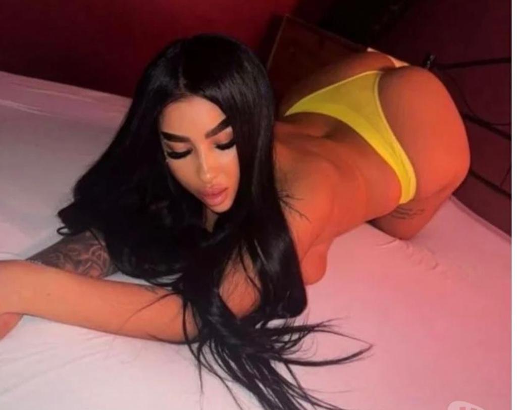  is Female Escorts. | London | United Kingdom | United Kingdom | scarletamour.com 