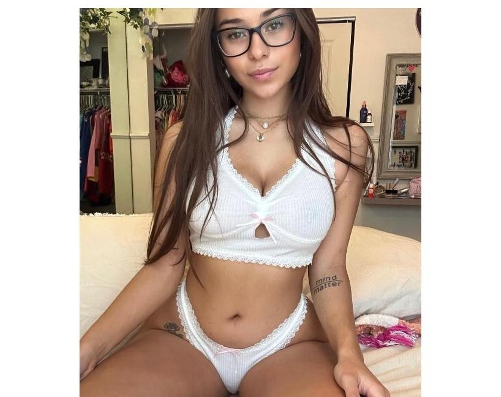  is Female Escorts. | Cambridge | United Kingdom | United Kingdom | scarletamour.com 