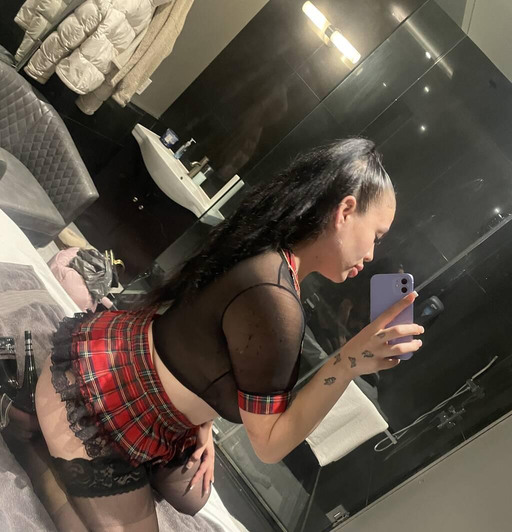 Daniela is Female Escorts. | Saskatoon | Saskatchewan | Canada | scarletamour.com 