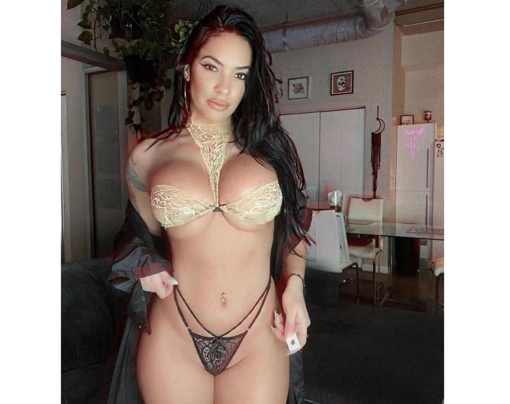  is Female Escorts. | London | United Kingdom | United Kingdom | scarletamour.com 