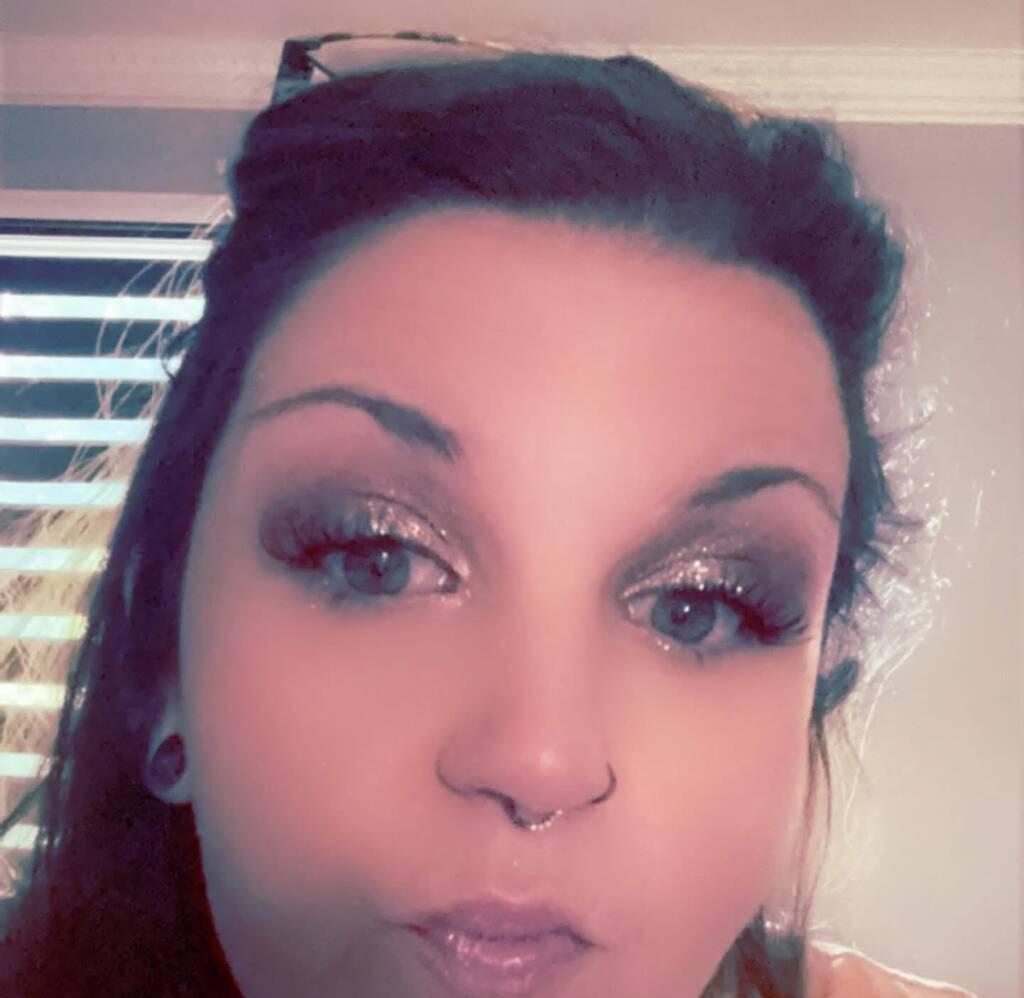 
                        Sav
                     is Female Escorts. | Ottawa | Ontario | Canada | scarletamour.com 