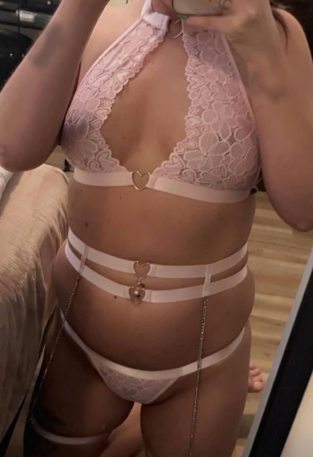 
                        Mia Bella
                     is Female Escorts. | Nanaimo | British Columbia | Canada | scarletamour.com 