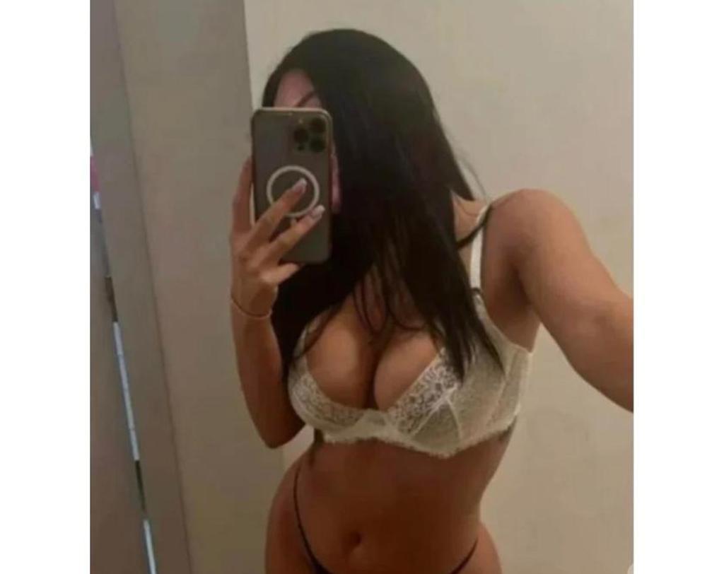  is Female Escorts. | East Midlands | United Kingdom | United Kingdom | scarletamour.com 