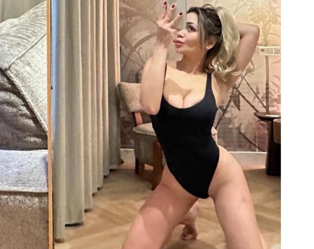  is Female Escorts. | London | United Kingdom | United Kingdom | scarletamour.com 