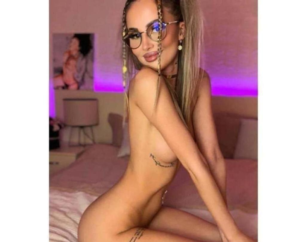  is Female Escorts. | Newcastle | United Kingdom | United Kingdom | scarletamour.com 