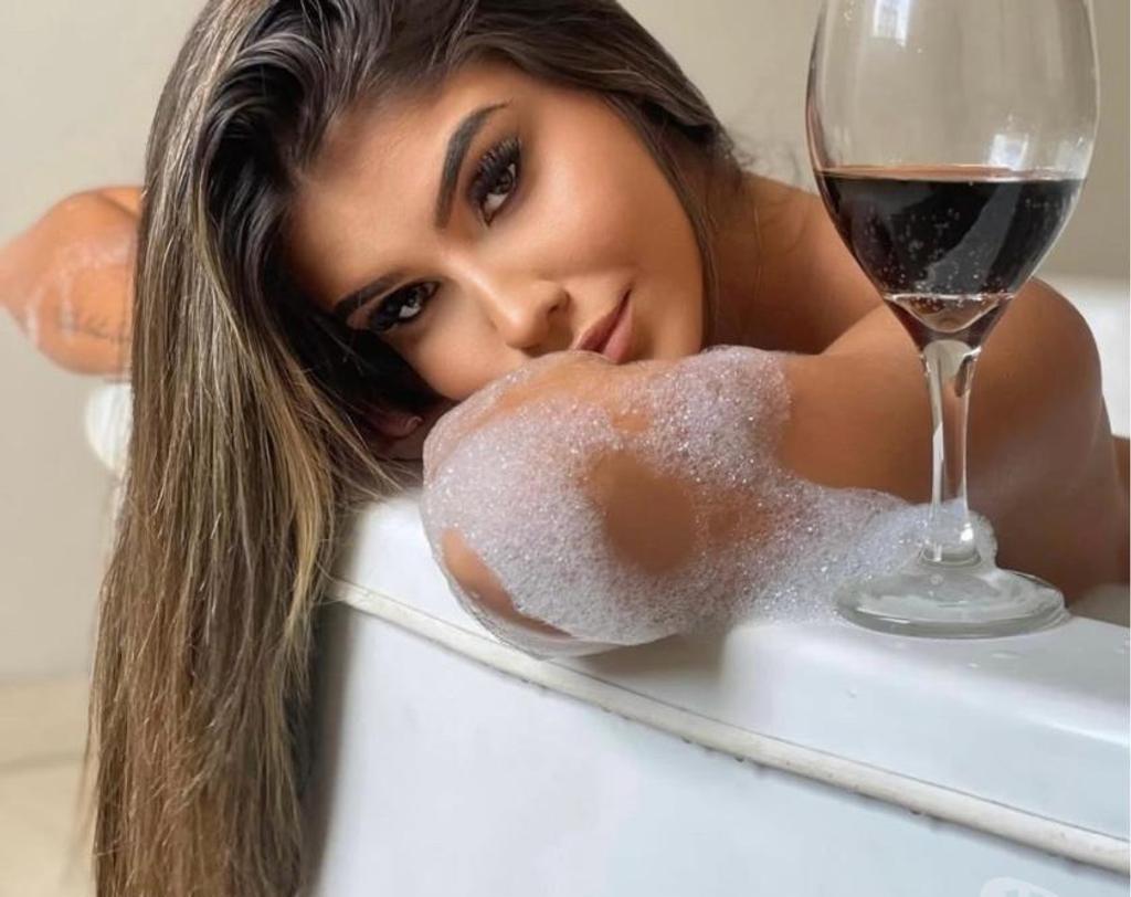  is Female Escorts. | Cambridge | United Kingdom | United Kingdom | scarletamour.com 