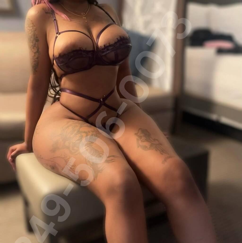 
                        Daisy Harrison
                     is Female Escorts. | Kitchener | Ontario | Canada | scarletamour.com 