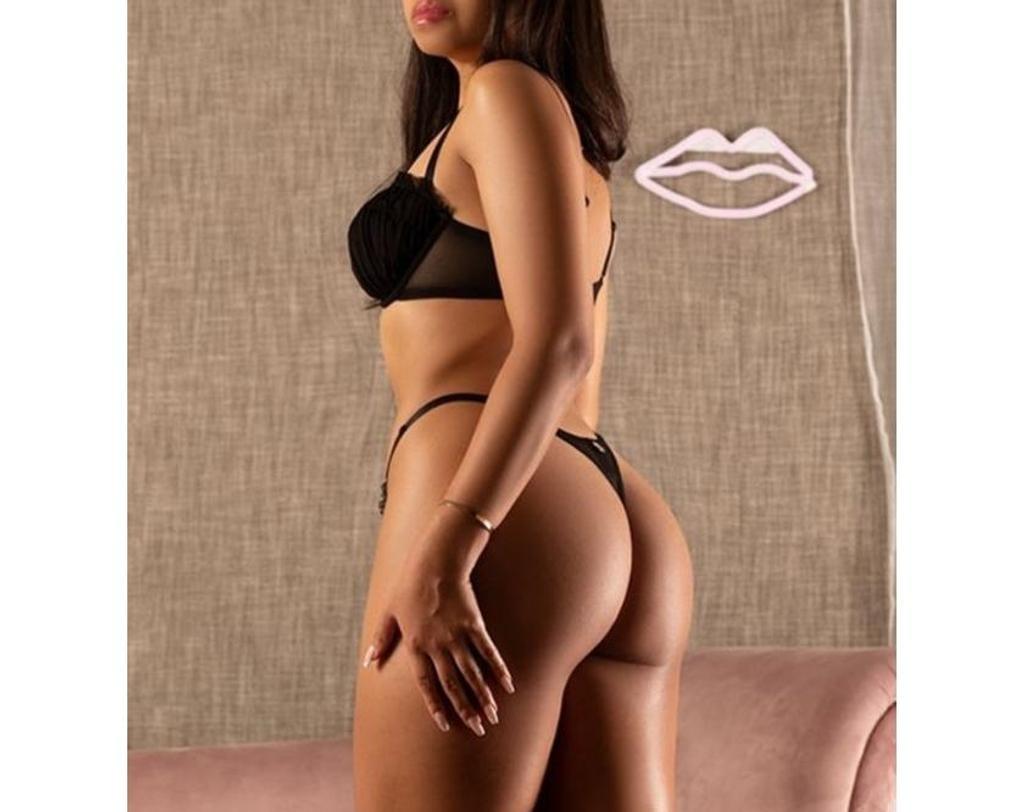  is Female Escorts. | Leeds | United Kingdom | United Kingdom | scarletamour.com 