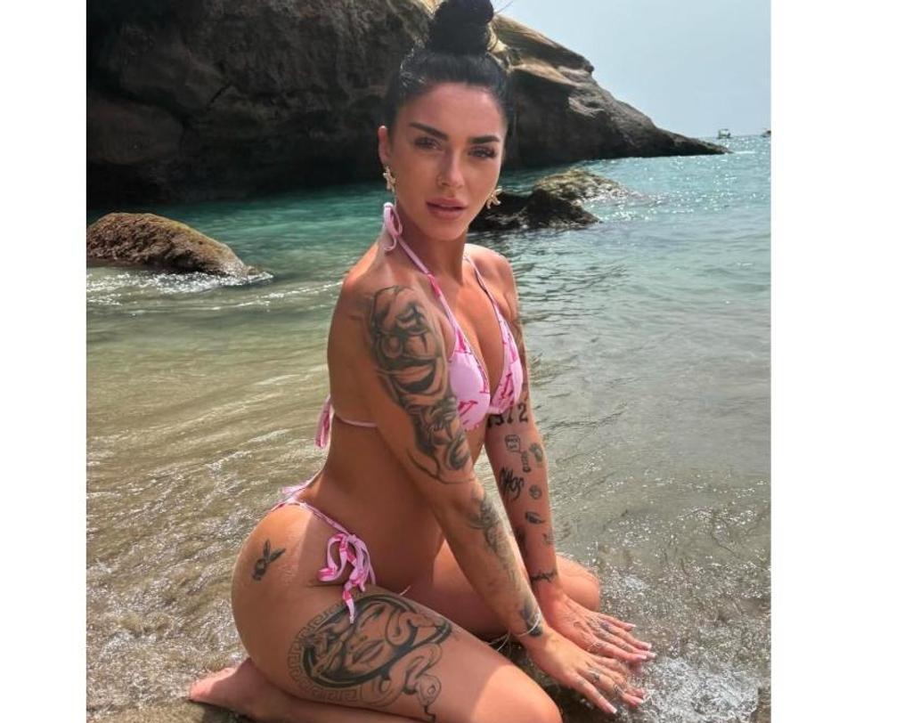  is Female Escorts. | East Anglia | United Kingdom | United Kingdom | scarletamour.com 