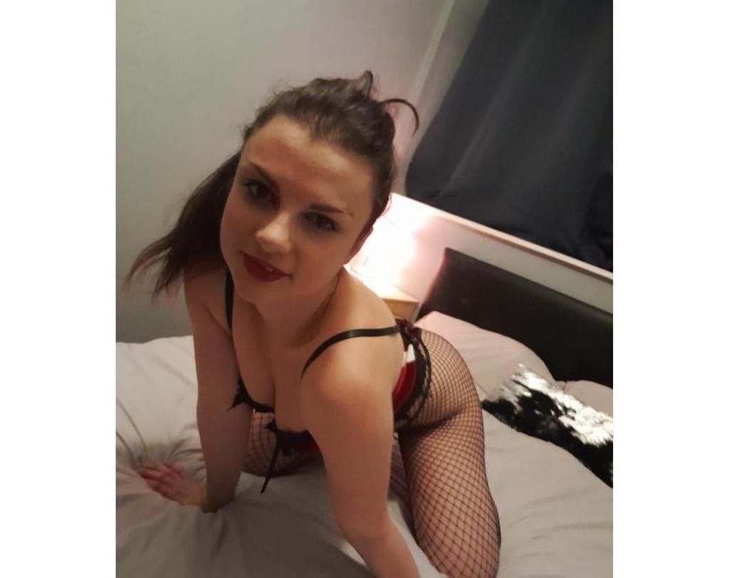  is Female Escorts. | Leeds | United Kingdom | United Kingdom | scarletamour.com 