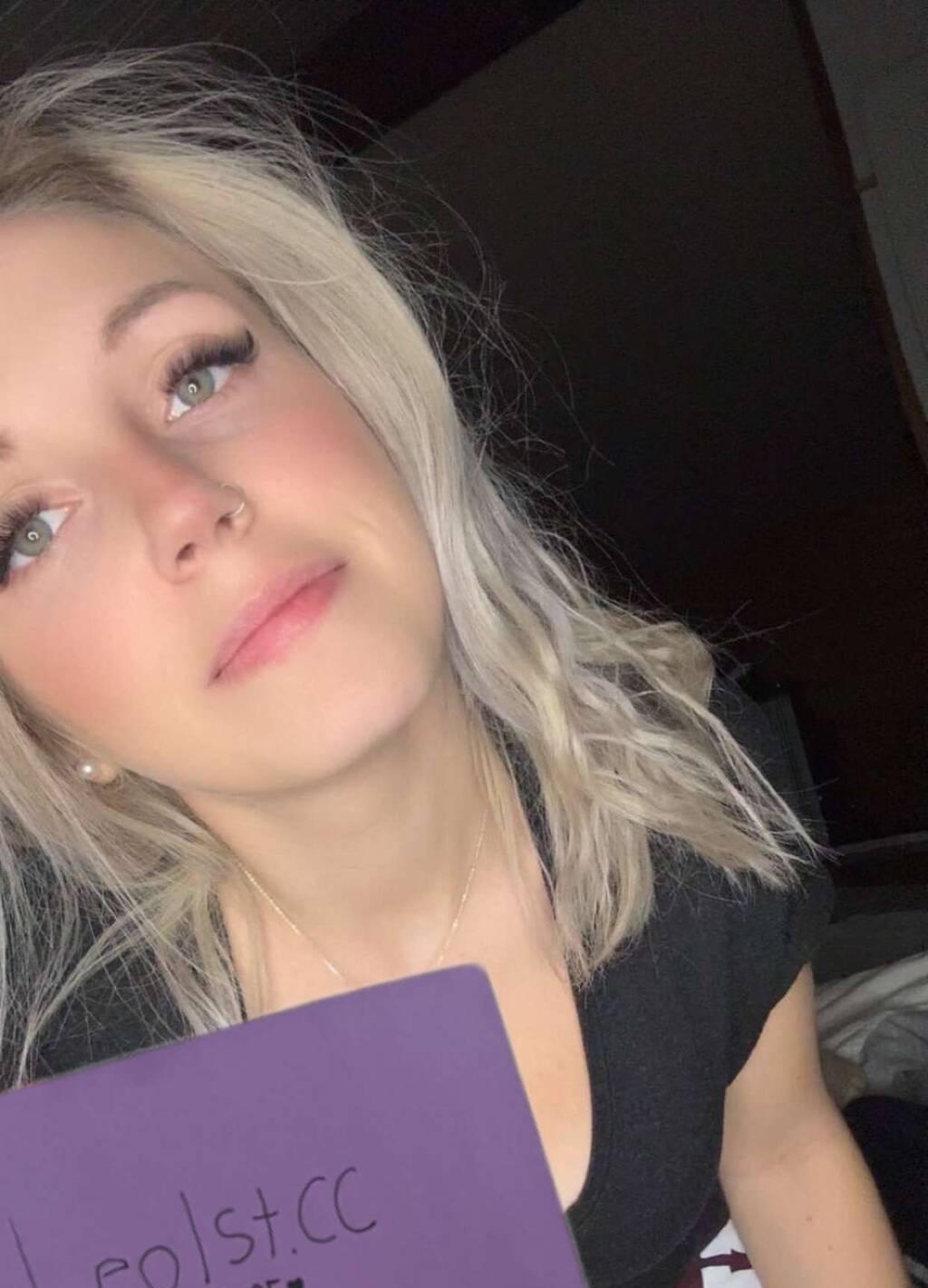 
                        Sara
                     is Female Escorts. | Owen Sound | Ontario | Canada | scarletamour.com 