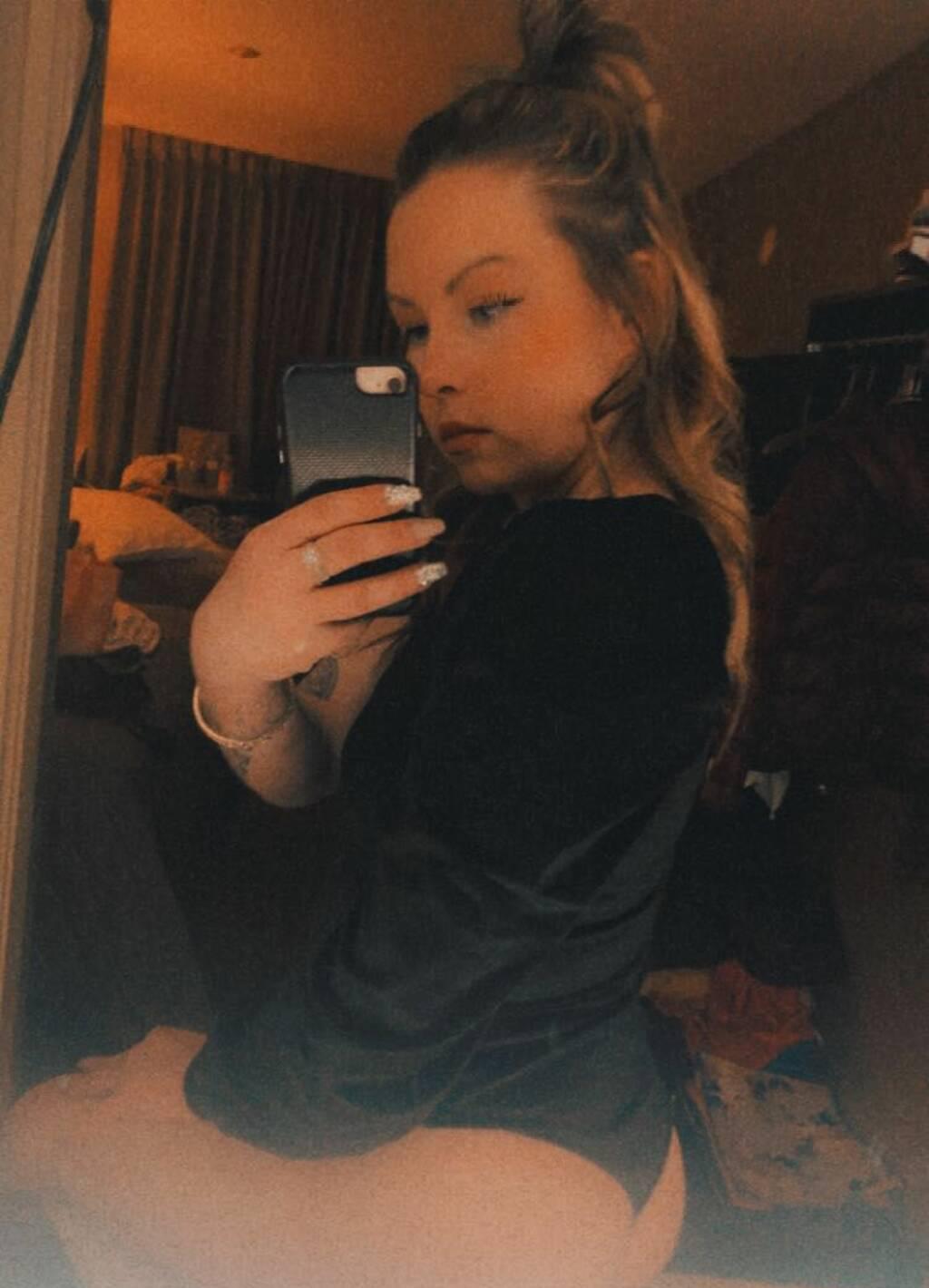 
                        LEXXI
                     is Female Escorts. | Hamilton | Ontario | Canada | scarletamour.com 