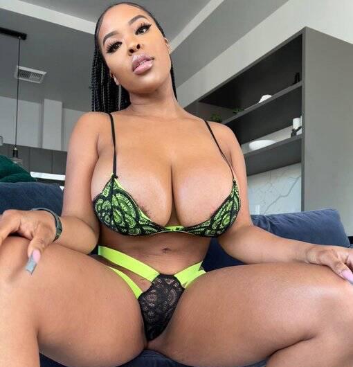 
                        Olivia
                     is Female Escorts. | Hamilton | Ontario | Canada | scarletamour.com 