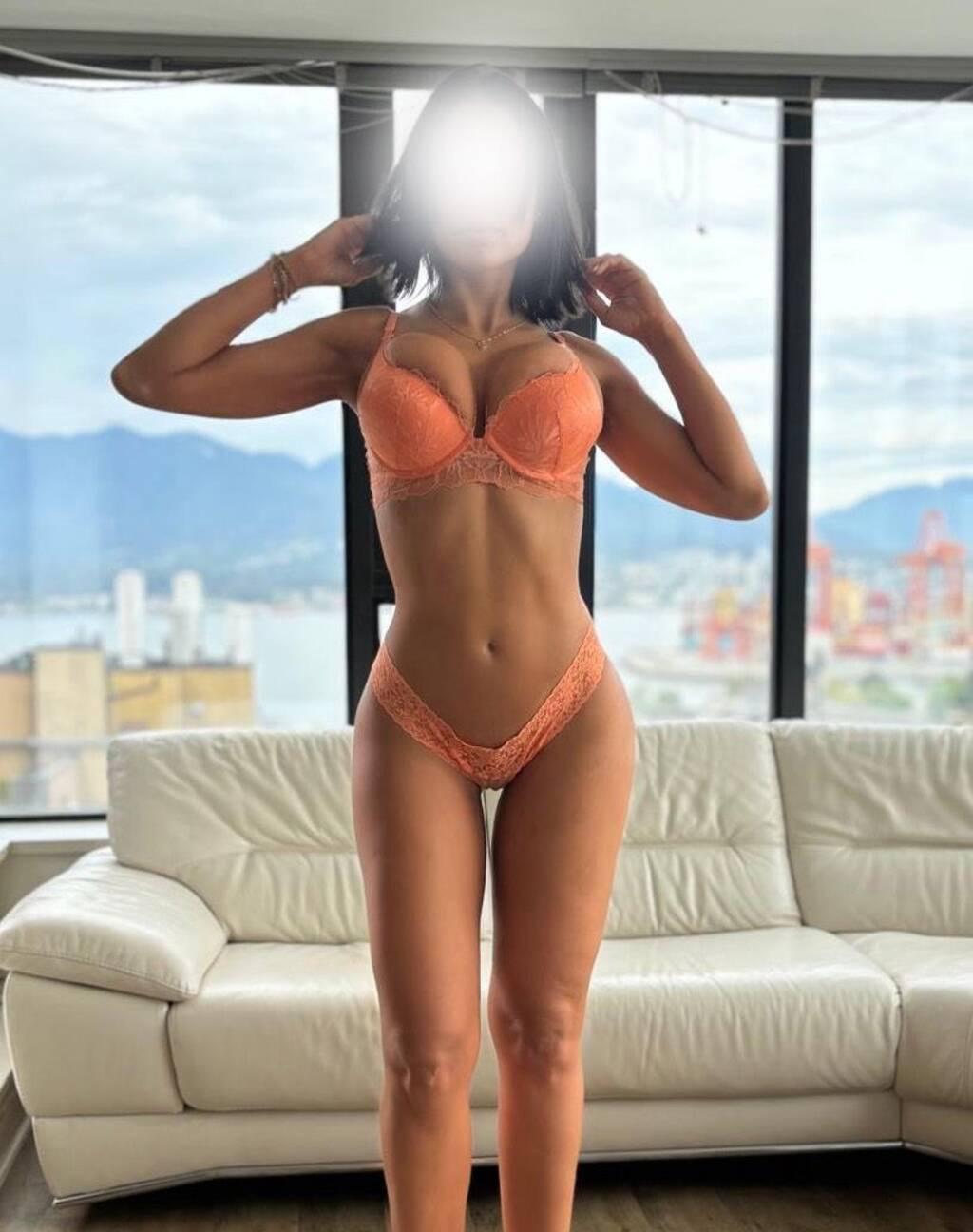 
                        Carmela
                     is Female Escorts. | Brandon | Manitoba | Canada | scarletamour.com 